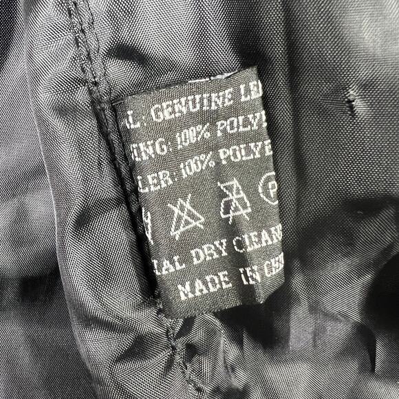 Leather Works Genuine Leather Black Biker Vest Size S Snap Front Pockets Lined - Picture 8 of 11